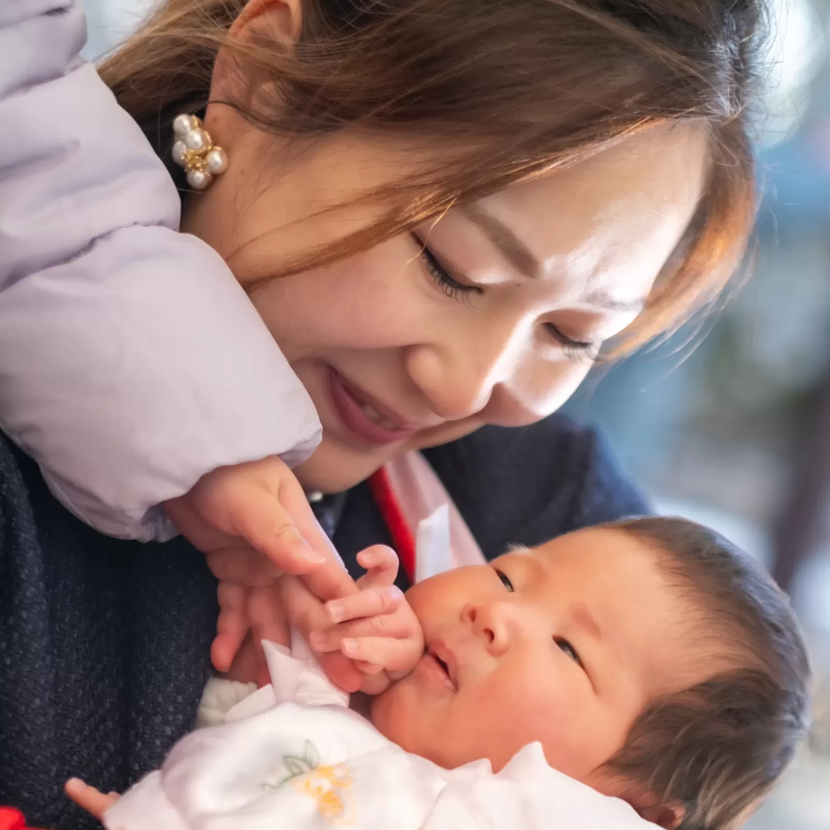 宇美八幡宮お宮参り赤ちゃんの手