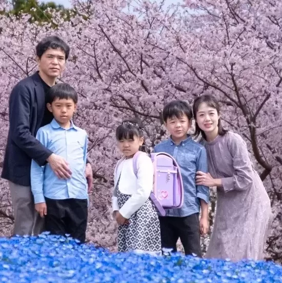 海の中道海浜公園のネモフィラと桜