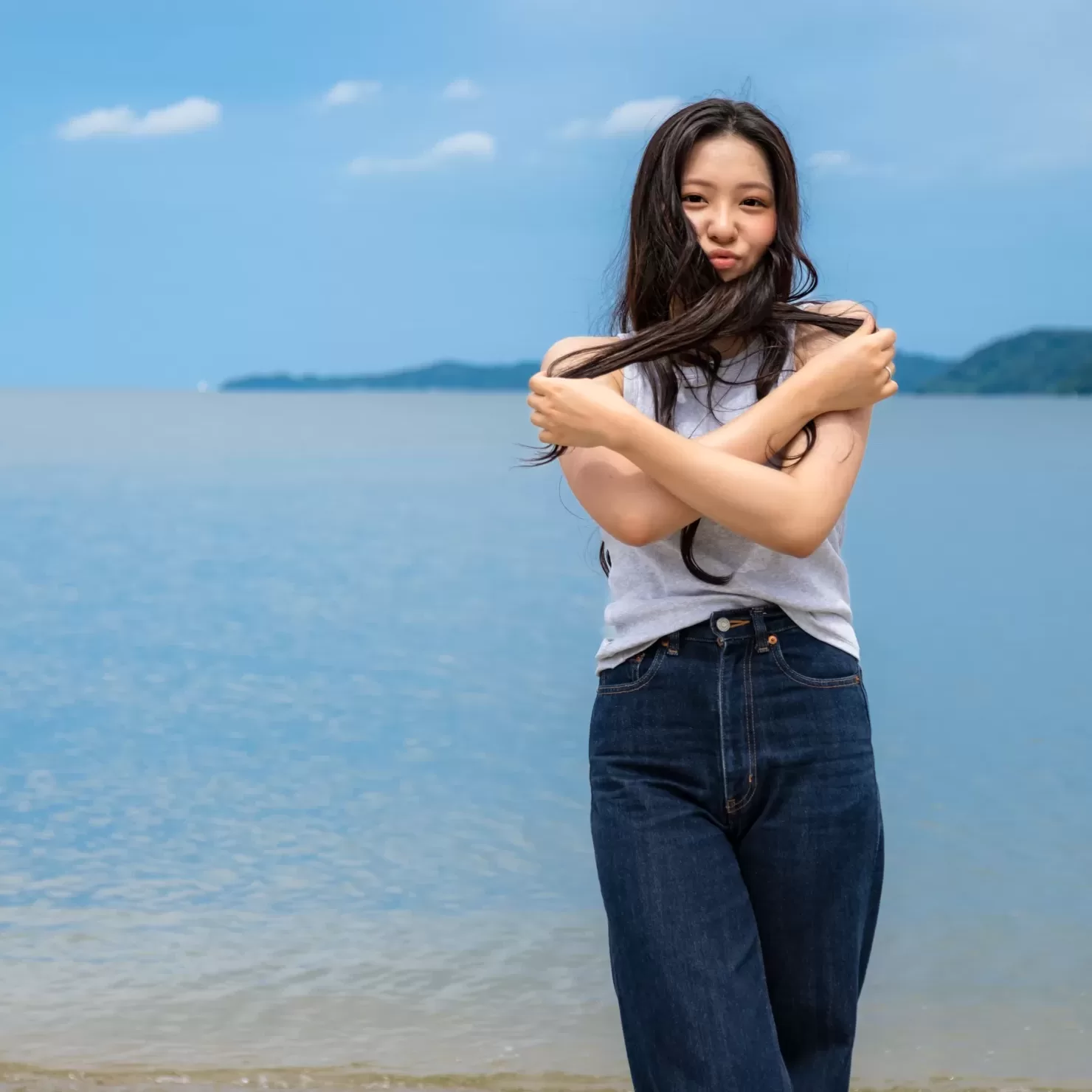 長垂海浜公園の海辺でポートレート撮影