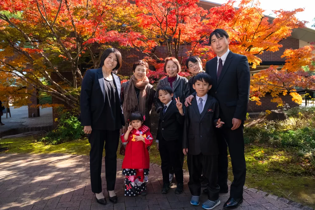 石橋文化センターの紅葉家族写真